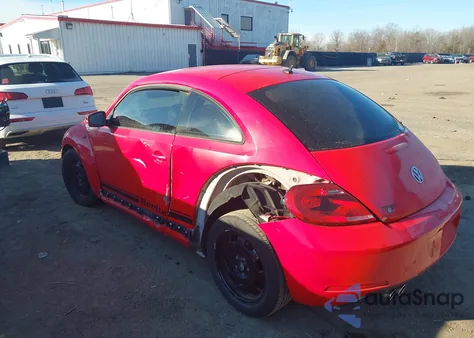 2013 Volkswagen Beetle 2.5L из США, поврежденный, VIN 3VWJP7AT0DM687708